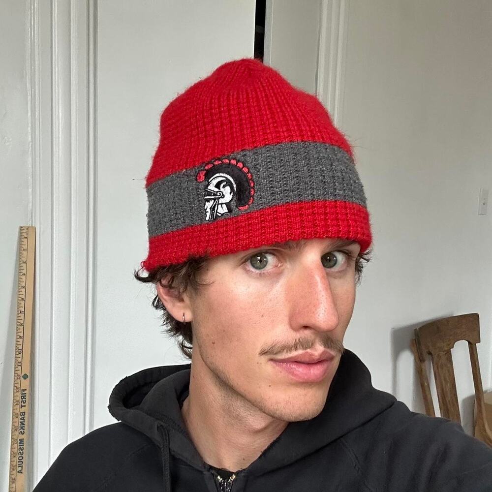 Vintage Y2K Striped Knights Skate Ski Beanie Skullcap Hat